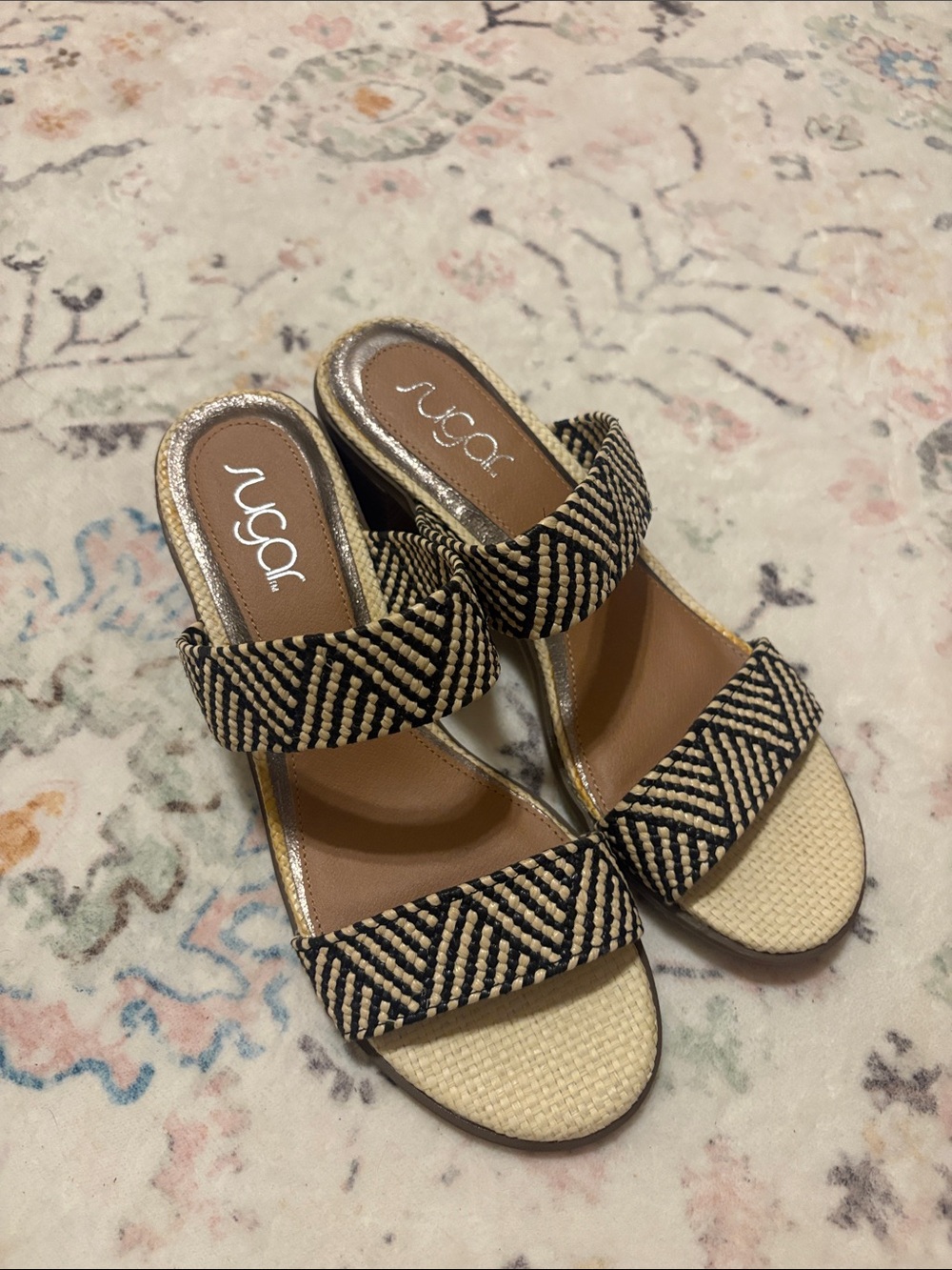 Sugar Braided Black & Tan Dual-Strap Slide sandal with small heel. NEW!!